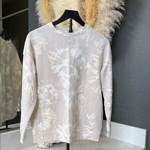 Athleta Cream Tie Dye Sweatshirt